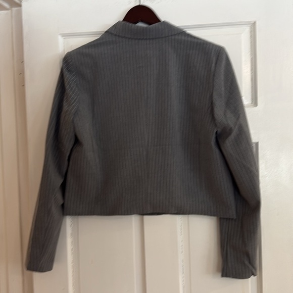 Women’s blazer, Rachel Zoe, pinstriped gray and white, new without tags - Picture 5 of 9